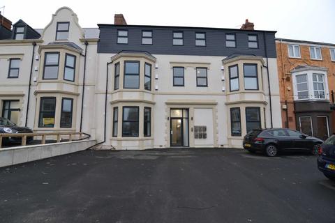 2 bedroom apartment to rent, South Parade, Whitley Bay, NE26