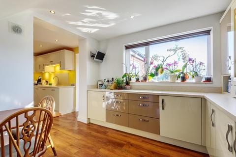 89 Briar Road, Shepperton, TW17 0JB