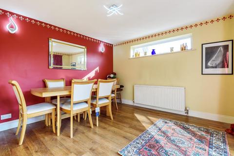 89 Briar Road, Shepperton, TW17 0JB