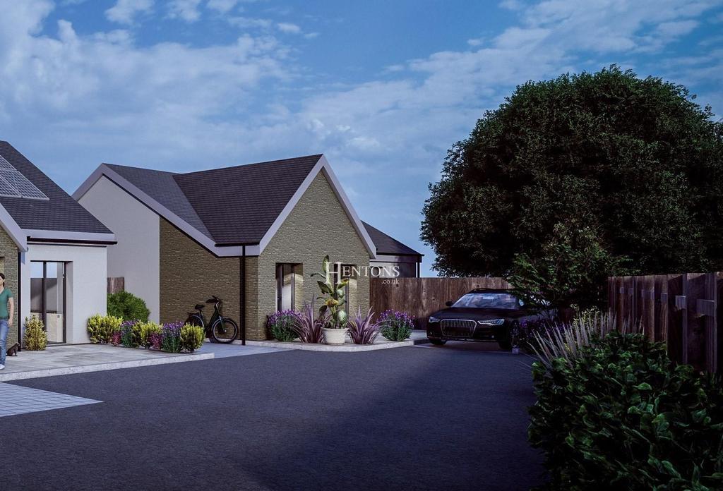 School Lane, Gwaelodygarth, Cardiff 4 bed detached bungalow for sale