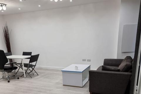 31 Watson Place, London, SE25 5EX