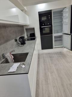 31 Watson Place, London, SE25 5EX