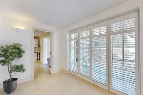 2 bedroom flat for sale, Felsham Rd, West Putney