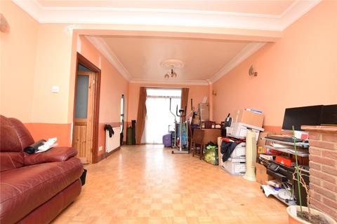 45 Farrance Road, Romford, RM6 6EJ