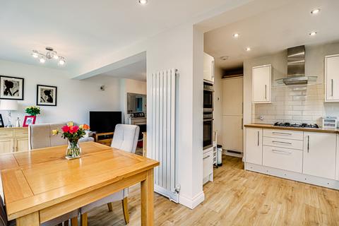 8 Barncombe Close, Benfleet, SS7 4AQ