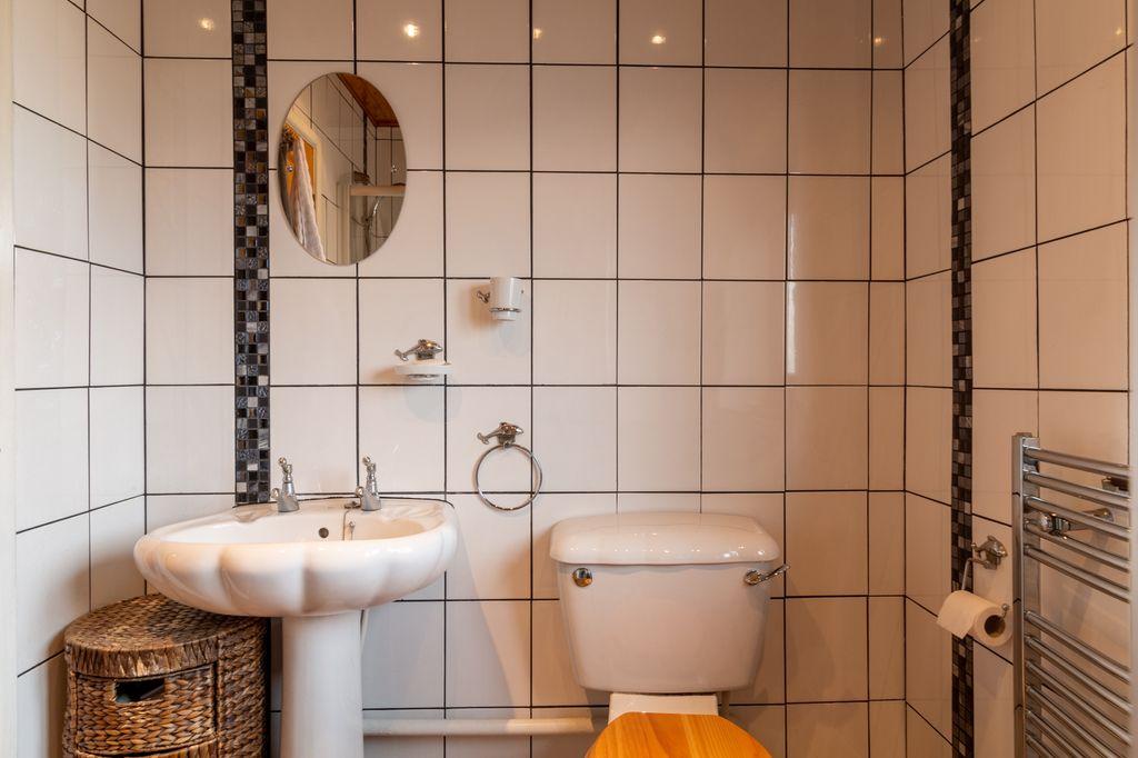 Bathroom 1