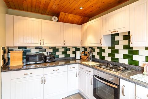 3 Appleton Close, Oakenshaw, Bradford, BD12 7BQ