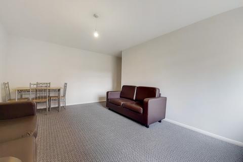 1 bedroom flat to rent, Gurney Close, Barking, IG11