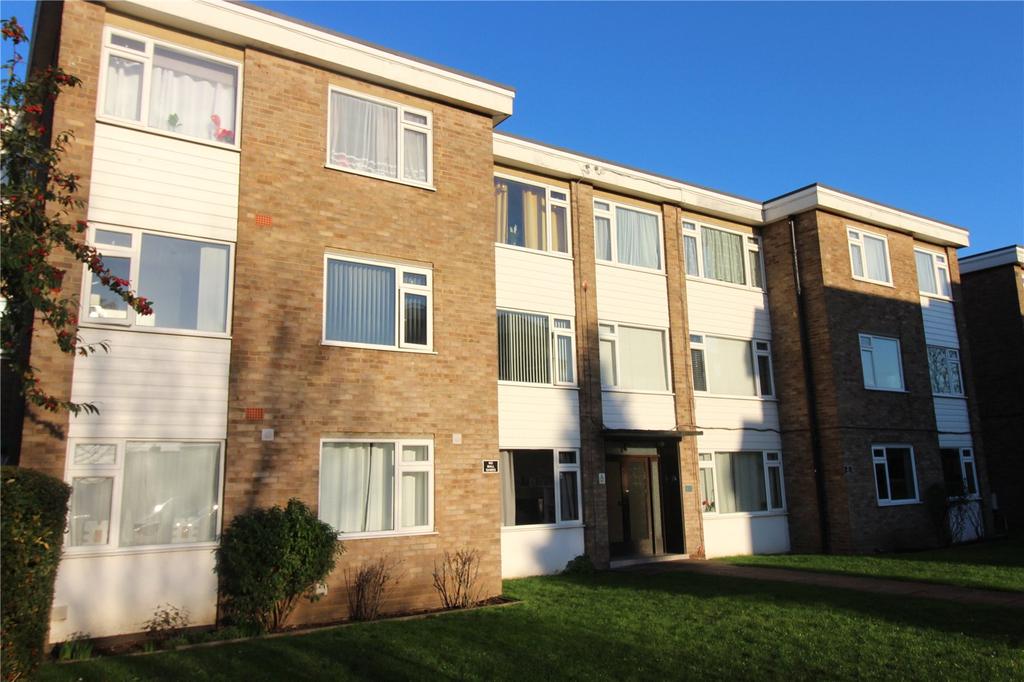 Ferguson Court, RM2 2 bed apartment - £1,300 pcm (£300 pw)