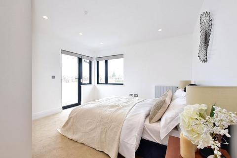 2 bedroom apartment for sale - Aurora, 77 Aldenham Road, Bushey, WD23