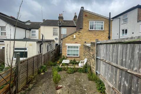 9 Dennett Road, Croydon, CR0 3JD