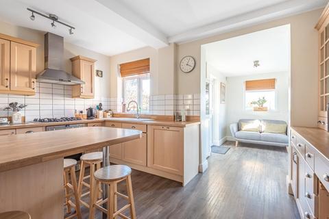 54 The Crescent, West Wickham, BR4 0HF