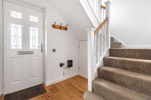 25 Falcon View, Winchester, SO22 4EP