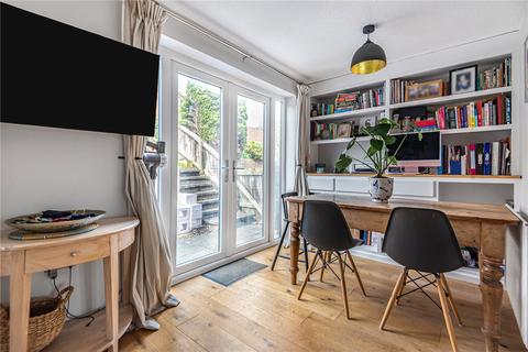 25 Falcon View, Winchester, SO22 4EP