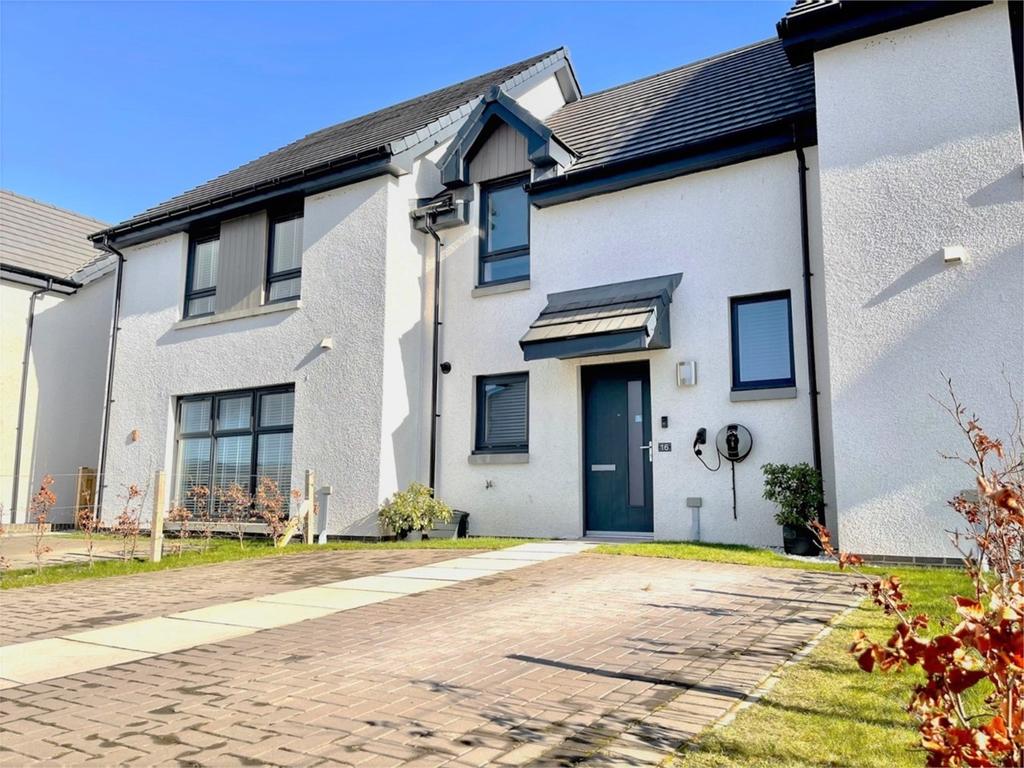 Latch Dubh Lane, Kinross... 2 bed terraced house £185,000