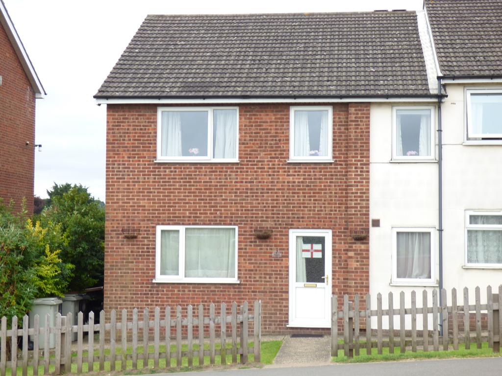 Newbridge Court, Louth 2 bed flat £100,000