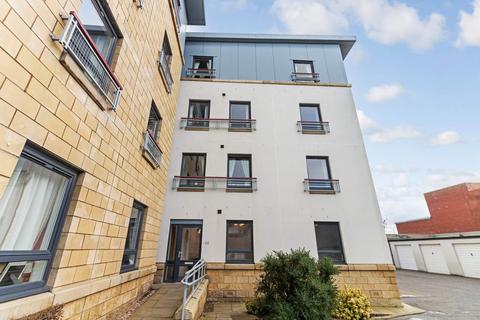 3 bedroom ground floor flat for sale - 32 Barnton Grove, EDINBURGH, EH4 6EJ