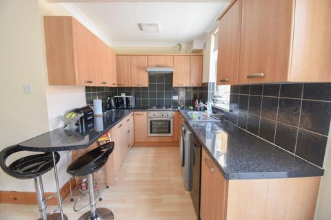 3 bedroom semi-detached house to rent - Sutton Road, Leicester