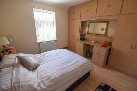 3 bedroom semi-detached house to rent - Sutton Road, Leicester
