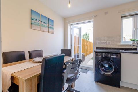 2 Utleys Croft, Wath Upon Dearne, Rotherham, S63 6FT
