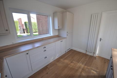 12 Birchwood Close, Thorne, Doncaster, DN8 4HR