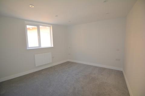 1 bedroom apartment to rent, Hersham