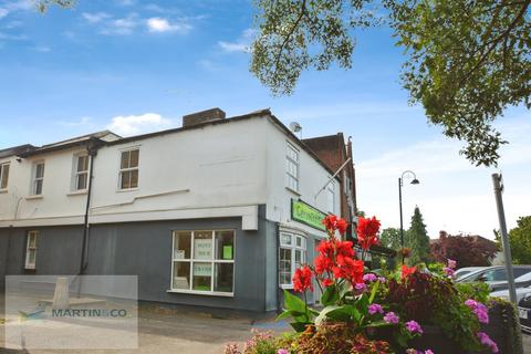 undefined, Hersham