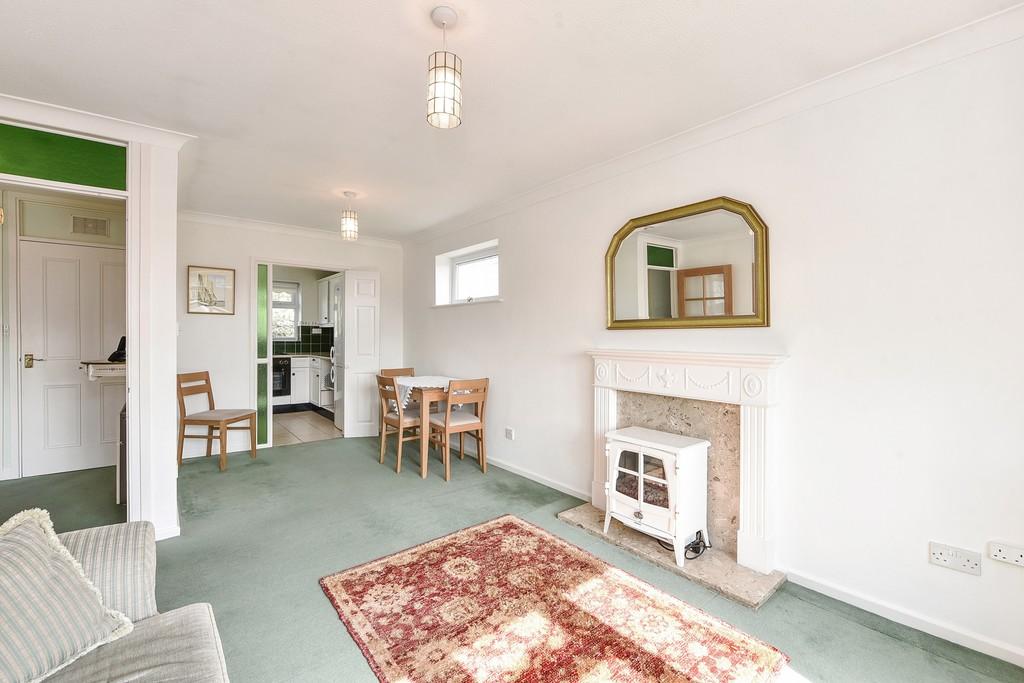 Aldwick Felds, Aldwick 1 bed apartment for sale £185,000