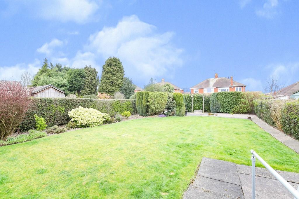 Hill Top, Baddesley Ensor 2 bed detached bungalow £299,950