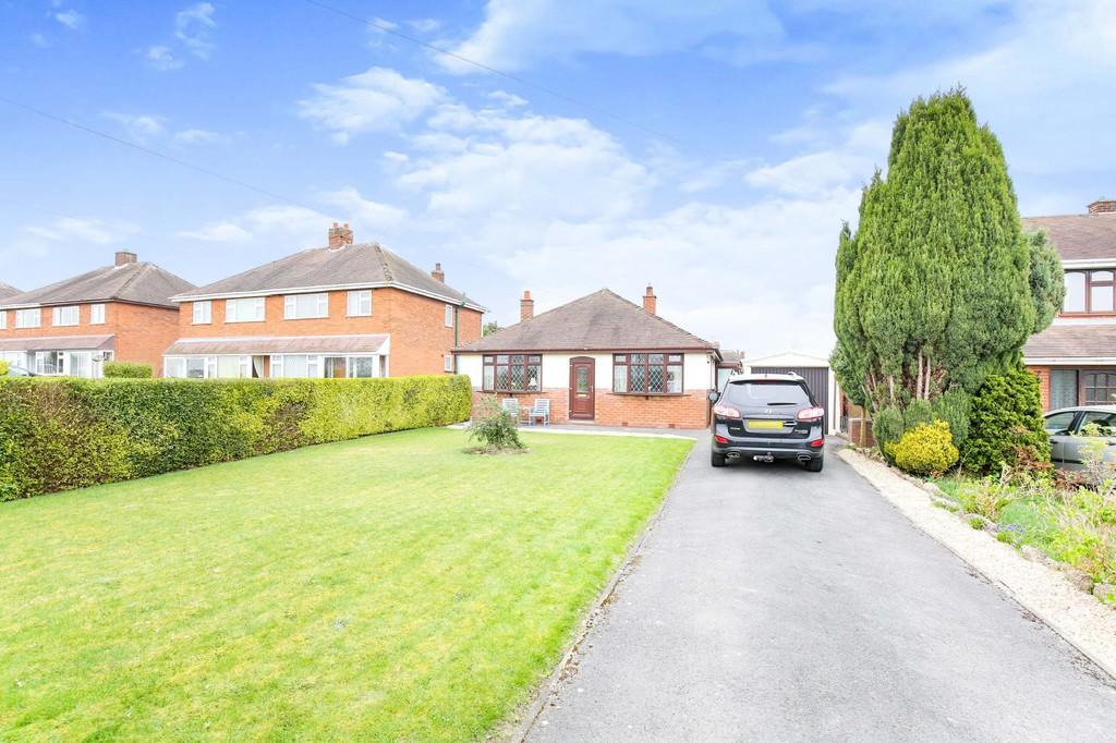 Hill Top, Baddesley Ensor 2 bed detached bungalow £299,950