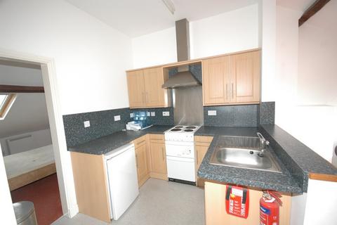 1 bedroom flat to rent, Flat 4, Pendre, 10 Pier Street