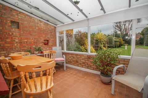 21 Cornwall Close, Lawford, Manningtree, CO11 2ES
