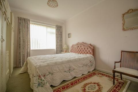 21 Cornwall Close, Lawford, Manningtree, CO11 2ES