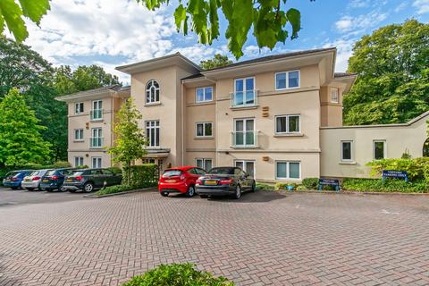 2 bedroom flat for sale, Holly Meadows, Winchester, SO22