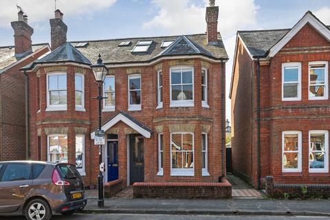 18 Monks Road, Hyde, Winchester, SO23 7EQ