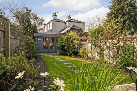 18 Monks Road, Hyde, Winchester, SO23 7EQ