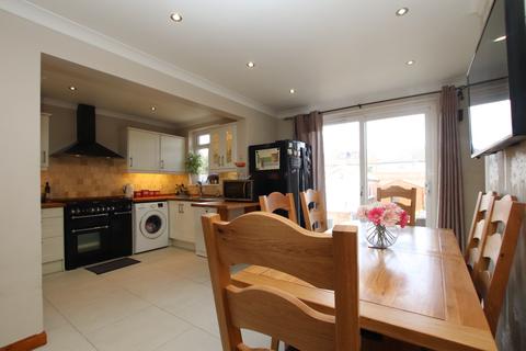 35 James Road, Dartford, DA1 3NE