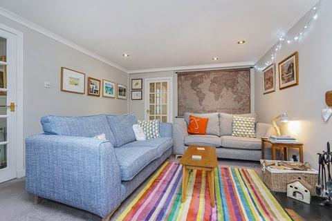 1 Kintyre Dalginross, Comrie, Crieff, PH6 2EG
