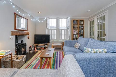 1 Kintyre Dalginross, Comrie, Crieff, PH6 2EG