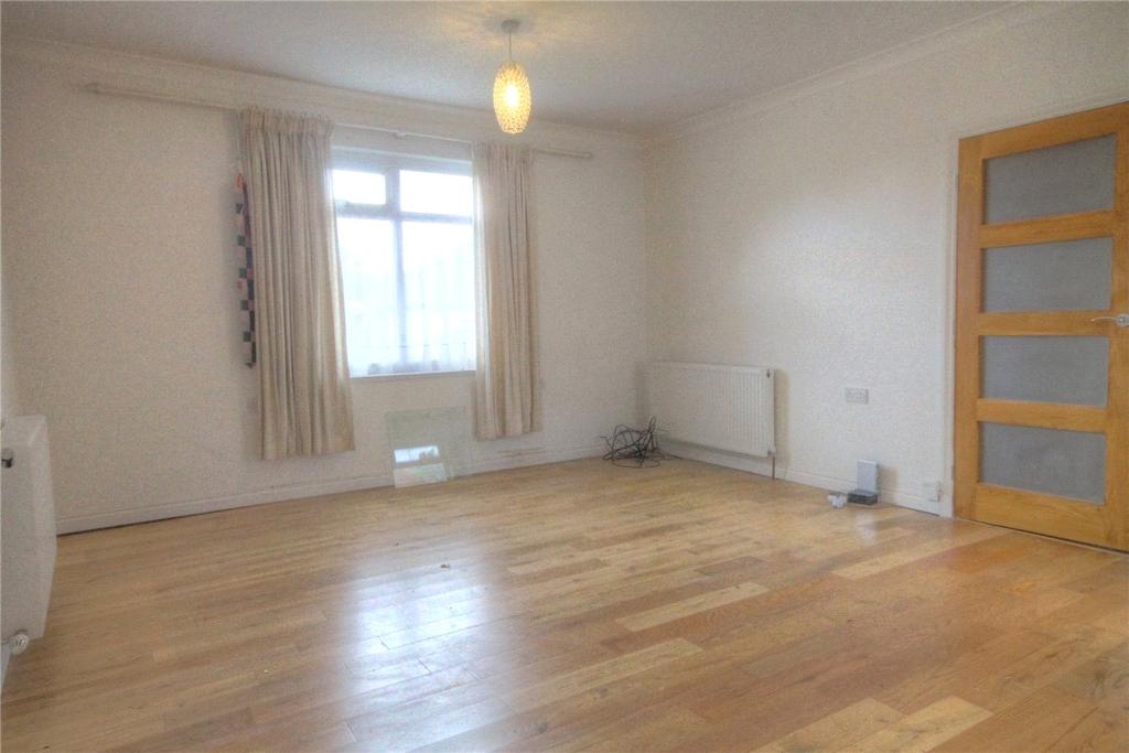 Prior Dene, Darlington, DL3 3 bed bungalow £165,000