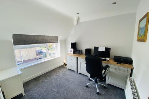 58 Beechwood Avenue, Neath, SA11 3TE