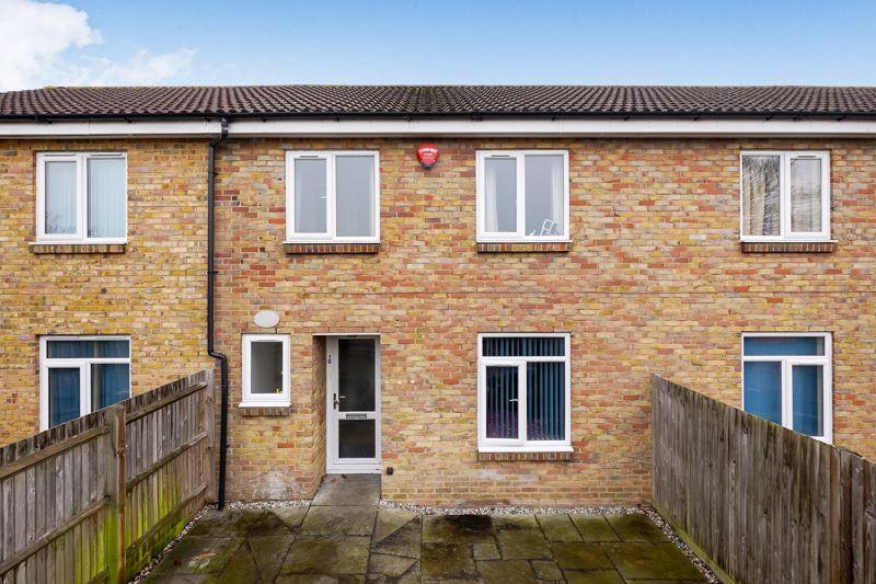 Craddock Road, Canterbury 4 bed terraced house £460 pcm (£106 pw)