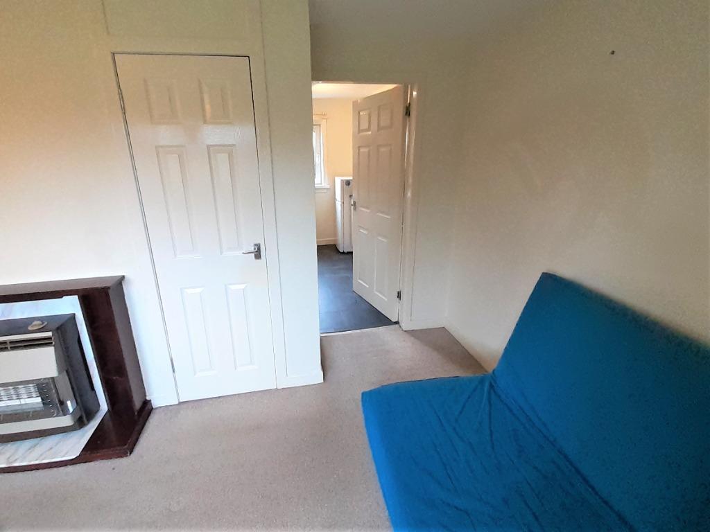 Christian Crescent, Portobello, Edinburgh, EH15 1 bed flat £675 pcm