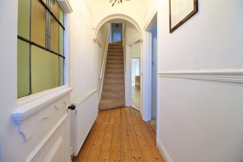 11 Poll Hill Road, Heswall, Wirral, CH60 7SN