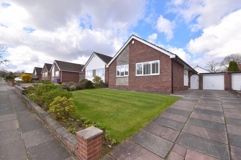 Gateacre Park Drive, Liverpool 3 bed detached bungalow £380,000