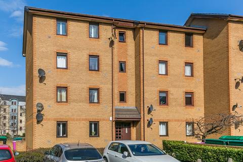 9/8 Sheriff Park, Edinburgh, EH6 6DY