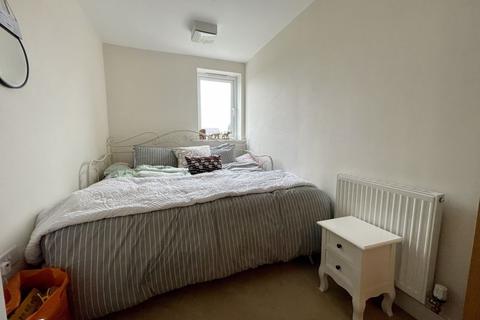 34 Holly Acre, Dunstable, LU5 4UF