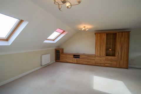 2 bedroom apartment to rent, Fernbeck Close, Farnworth, Bolton *AVAILABLE FROM JANUARY*