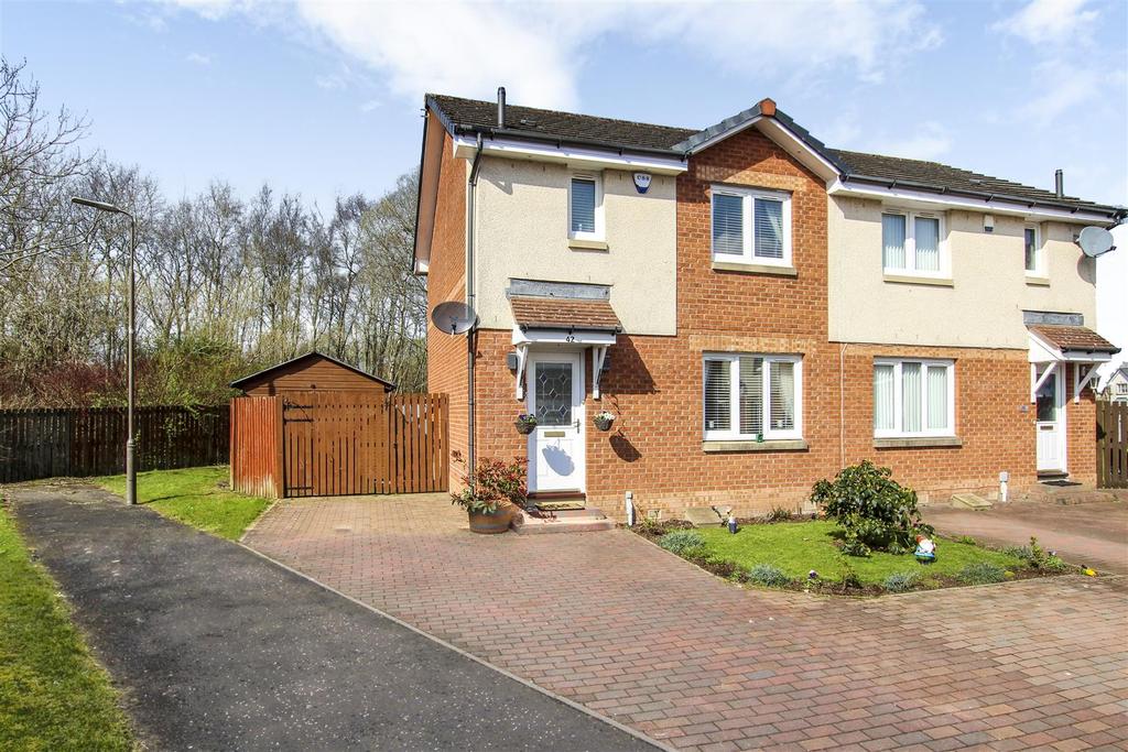 Dalling Avenue, Bathgate 3 bed semidetached house £190,000