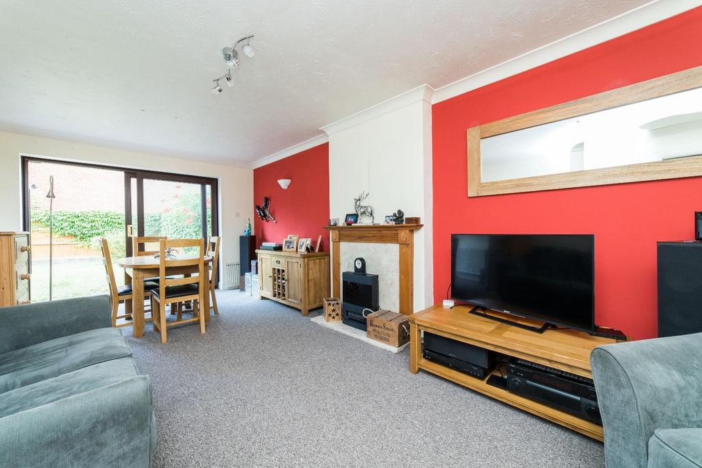 Canute Road, Faversham 4 bed detached house £550,000